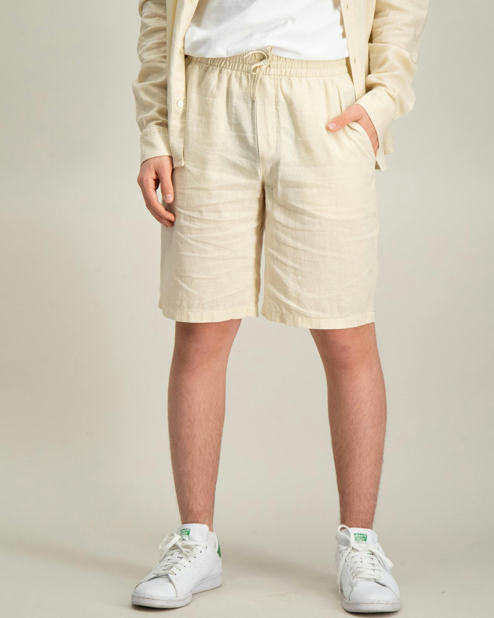 Drawstrings Linen Shorts