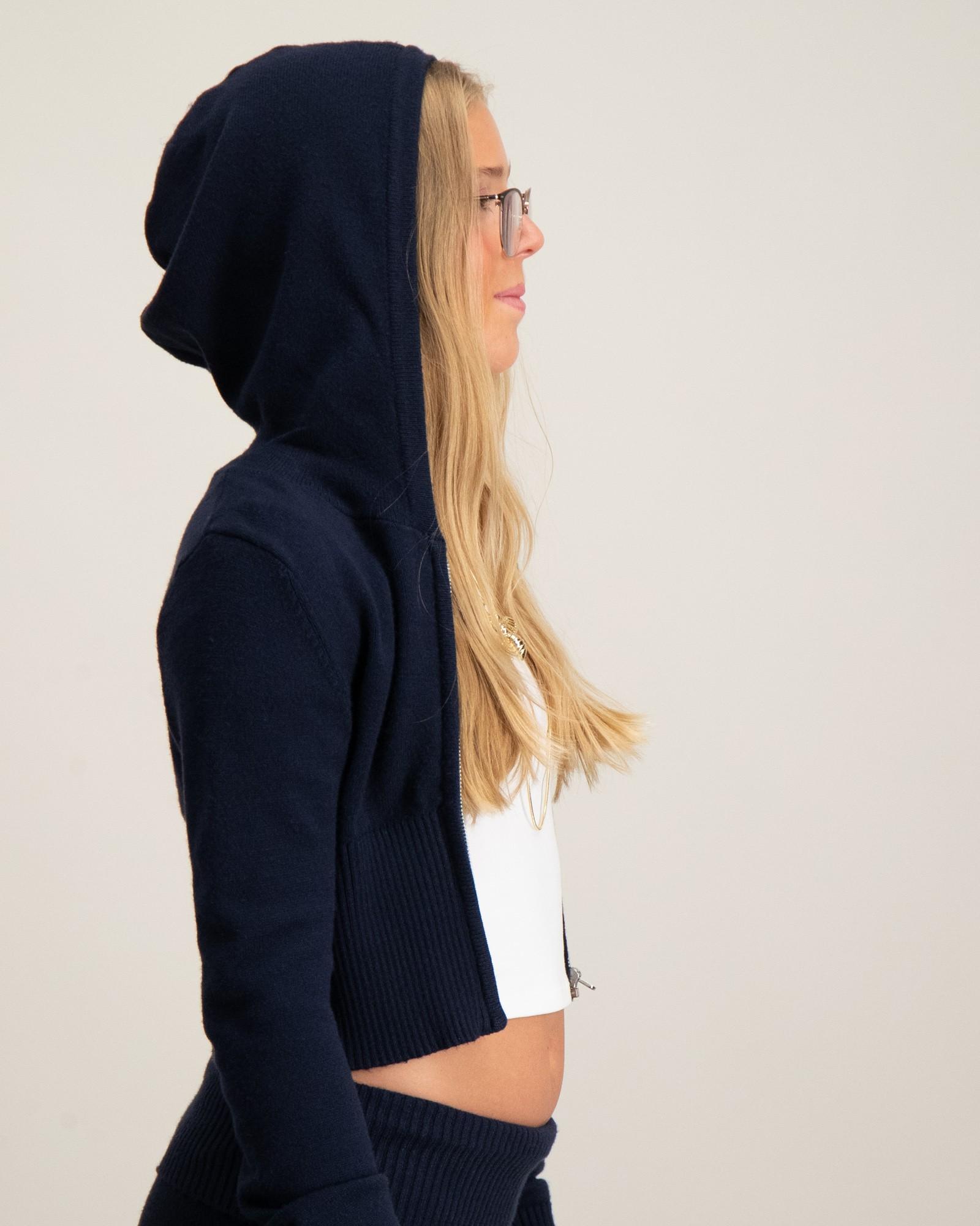 Y knitted yoga hood