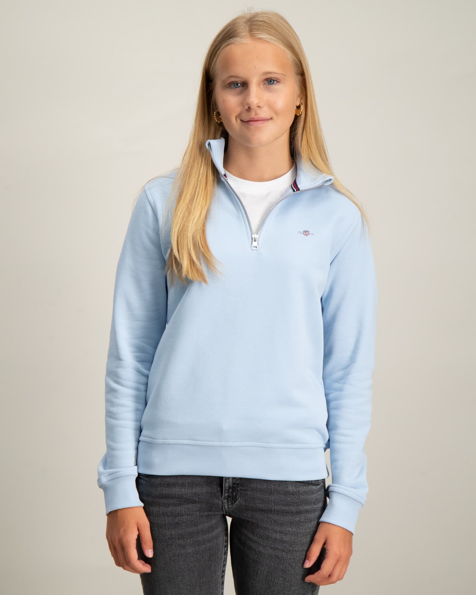 SHIELD HALF ZIP SWEATSHIRT