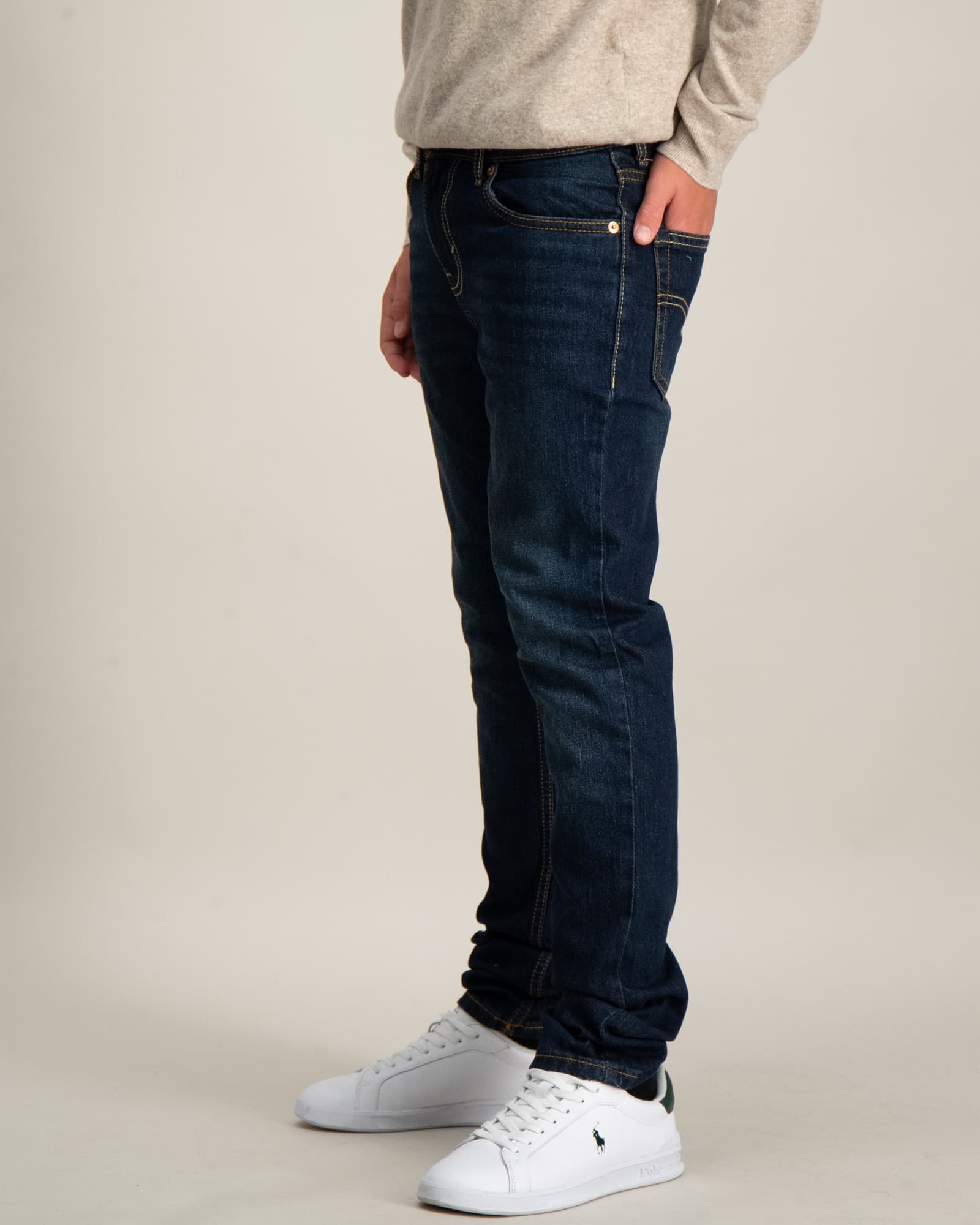 LVB 512 SLIM TAPER JEANS