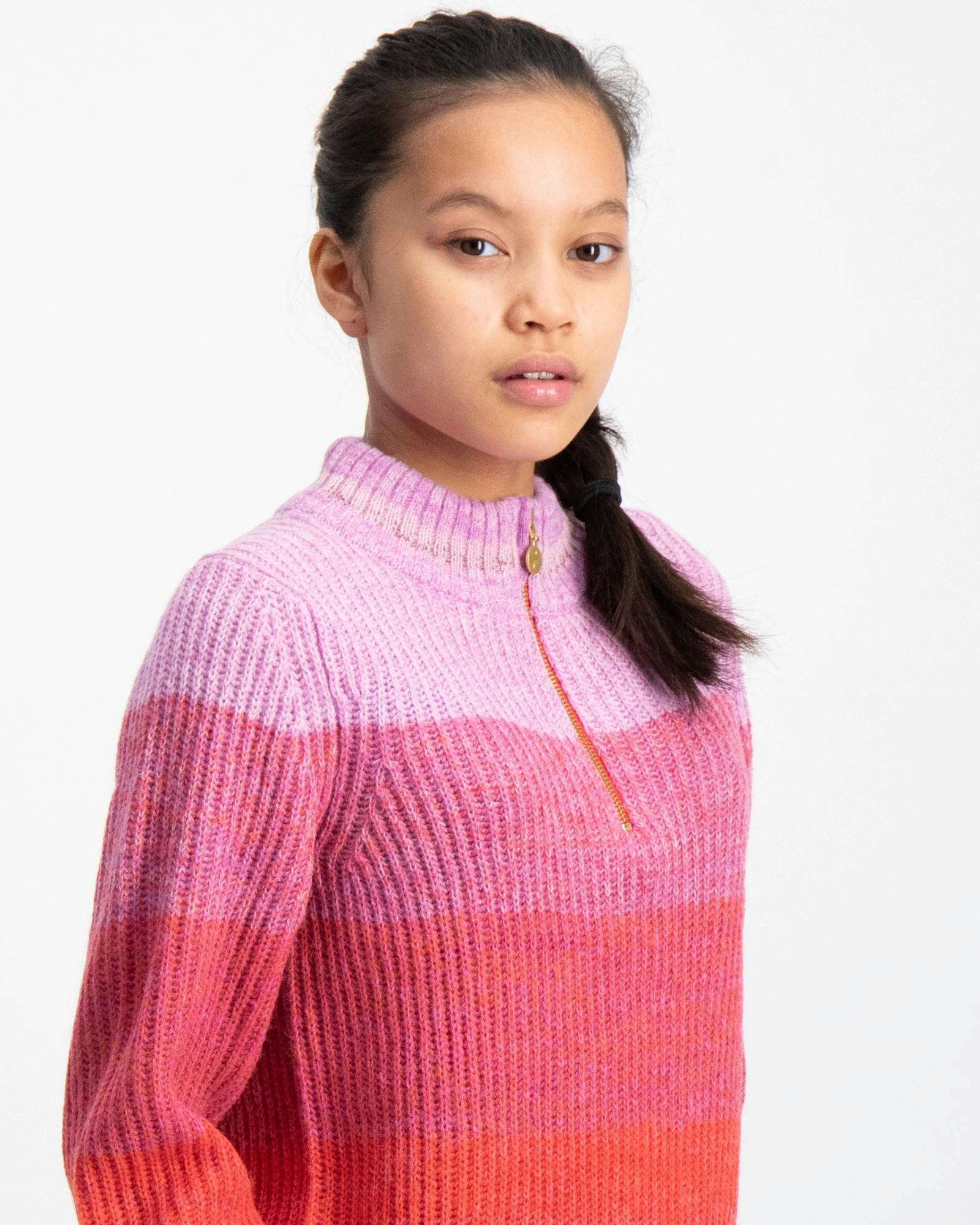 Half-zip gradient pullover